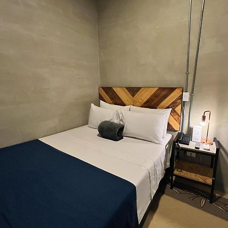 Hotel Lleras Medellin Bagian luar foto