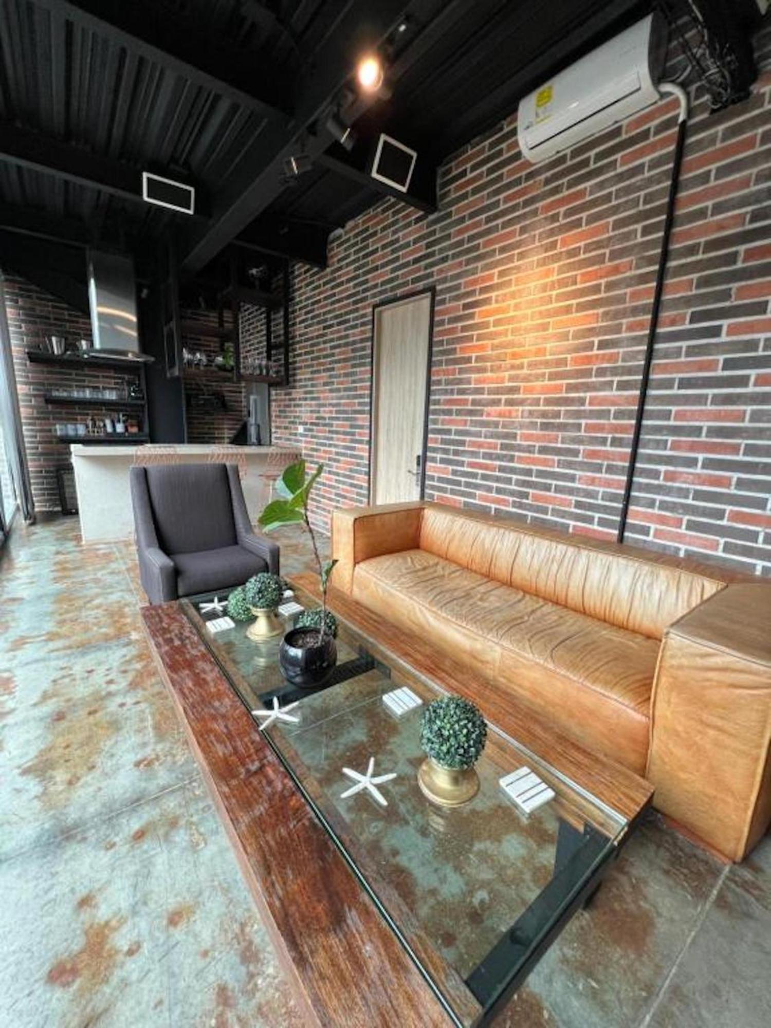 Hotel Lleras Medellin Bagian luar foto